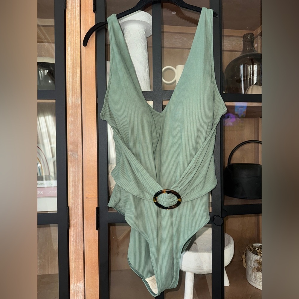 Summersalt ribbed one piece swimsuit o-ring belted cinched vneck plus curve sage